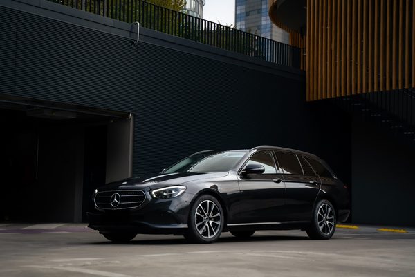 Mercedes E-Class pripravený na odchod