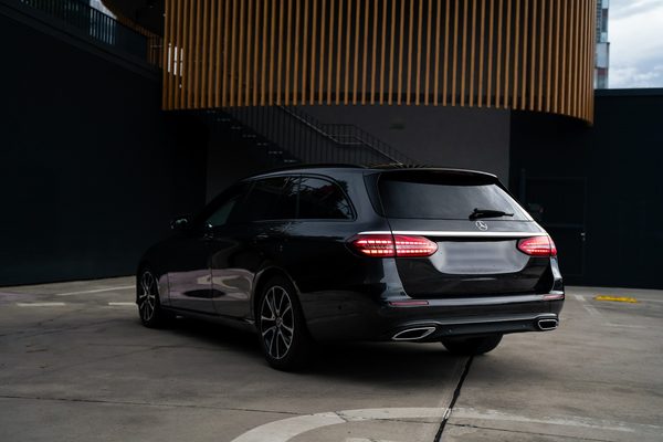 Mercedes E-Class zozadu