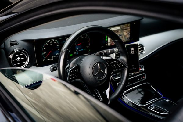 Palubná doska Mercedes E-Class