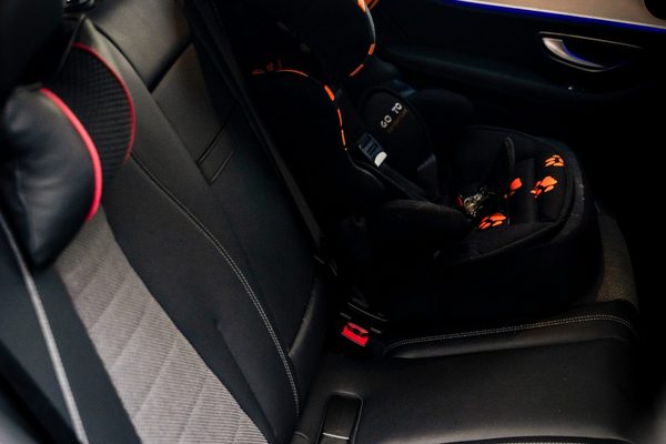 Detská autosedačka v Mercedes E-Class